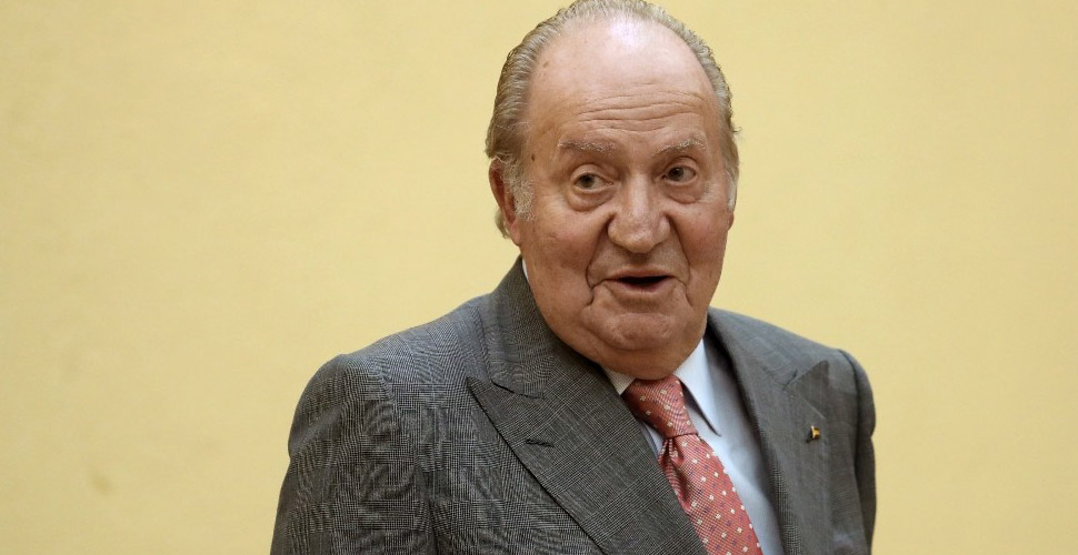 Yolsuzlukla suçlanan eski İspanya Kralı Carlos, ülkeden ayrılma kararı aldı