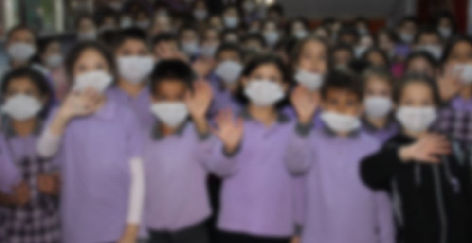 En zor karar okulların açılması