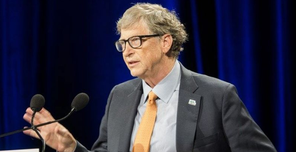 Bill Gates: Koronavirüs salgını 2022'de bitecek