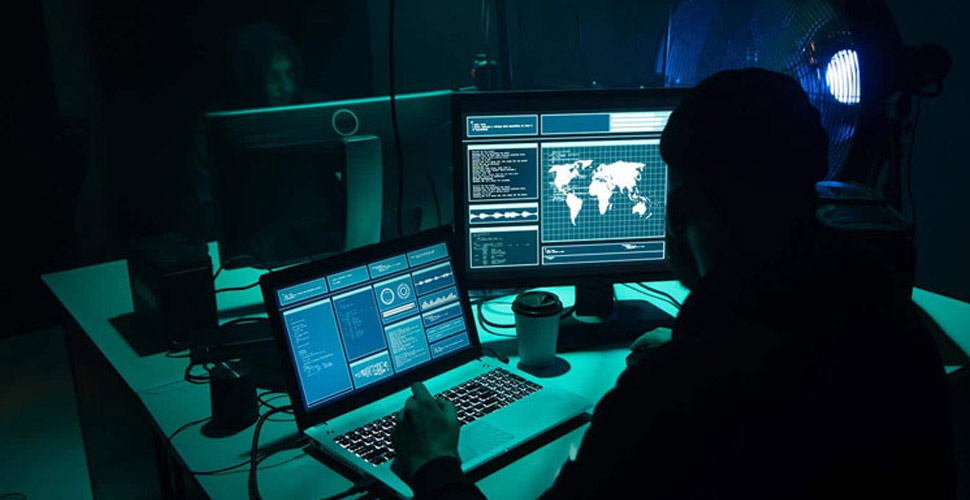 'Apple'ın açığını bulan gençlerin' açığını deşifre etti