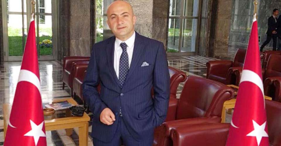 TEDAŞ yöneticisi Bora Ülker muhalefeti hedef aldı, sosyal medyadan hakaretler yağdırdı