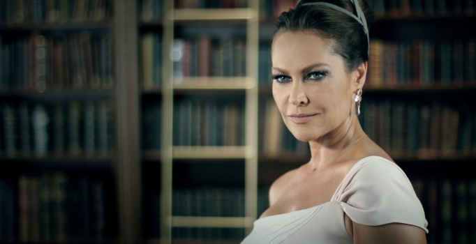 Hülya Avşar'dan eski koca itirafı: Hamileyim