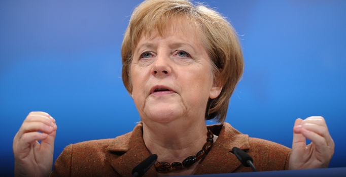 Merkel'den 'Sultanahmet' mesajı: Terörle mücadelemiz kararlılıkla sürecek