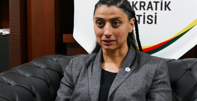 HDP'li Feleknas Uca: Kürtçe yemin etmek istiyorum