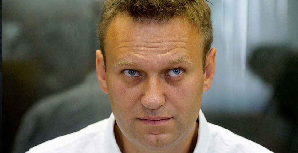 Rus muhalif Navalnıy Almanya'ya nakledildi