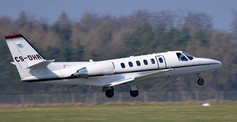 Sudan'da, içinde 8 kişinin bulunduğu kargo uçağı düştü