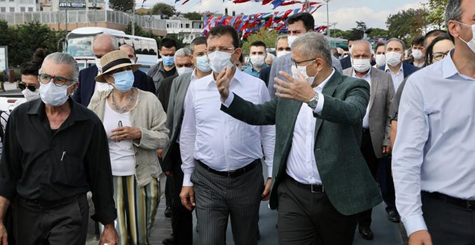 İBB Başkanı İmamoğlu, jüri üyeleriyle Üsküdar'ı gezdi
