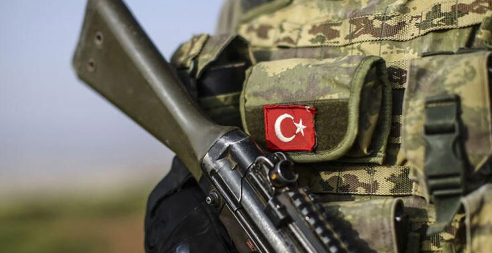 İçişleri Bakanlığı: Kırmızı bültenle aranan 2 terörist teslim oldu