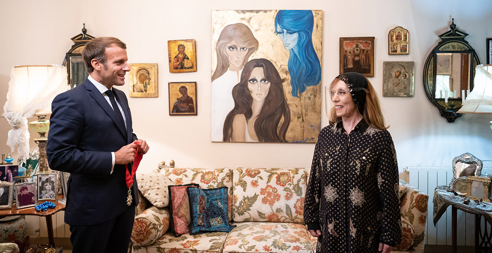 Macron, Lübnanlı sanatçı Feyruz ile buluştu