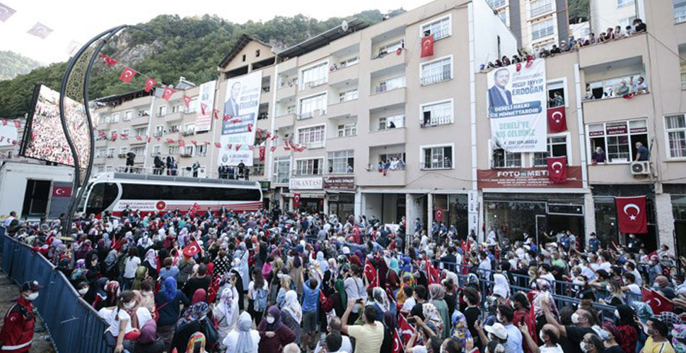 Bakan Koca'dan Erdoğan'ın 'Giresun mitingi' açıklaması: Cumhurbaşkanımız tedbirler konusunda hassas