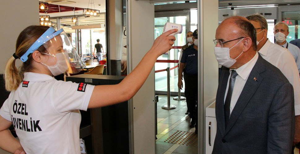 Manisa Valisi Karadeniz: Vatandaşı rahatlatacak durumda değiliz