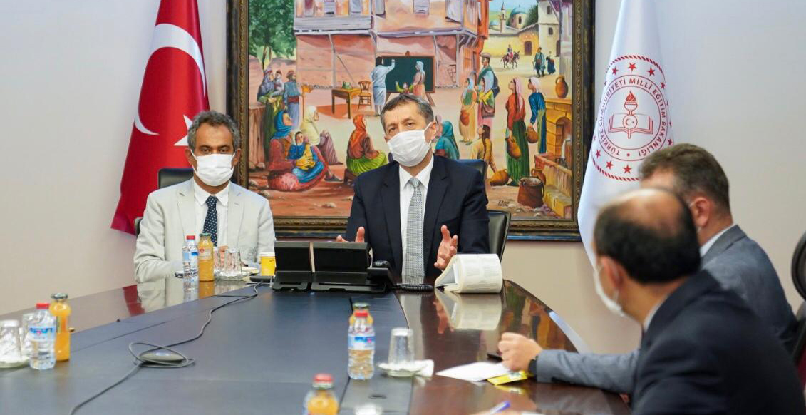 Milli Eğitim Bakanı Selçuk: Okulların temizlik malzemesi ihtiyacını meslek liseleri karşılayacak