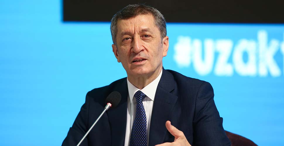 Bakan Selçuk: İlk notum EBA TV