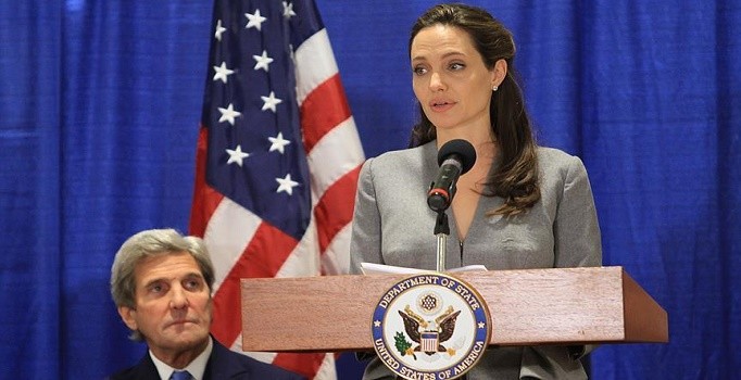 John Kerry ve Angelina Jolie iftar programına katıldı