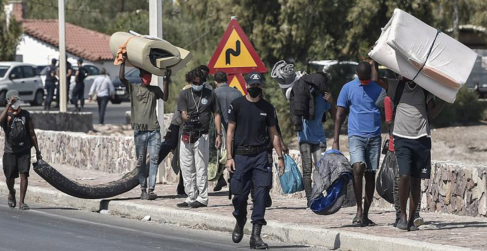 Almanya, Yunanistan'daki bin 500 mülteciye daha kapılarını açacak