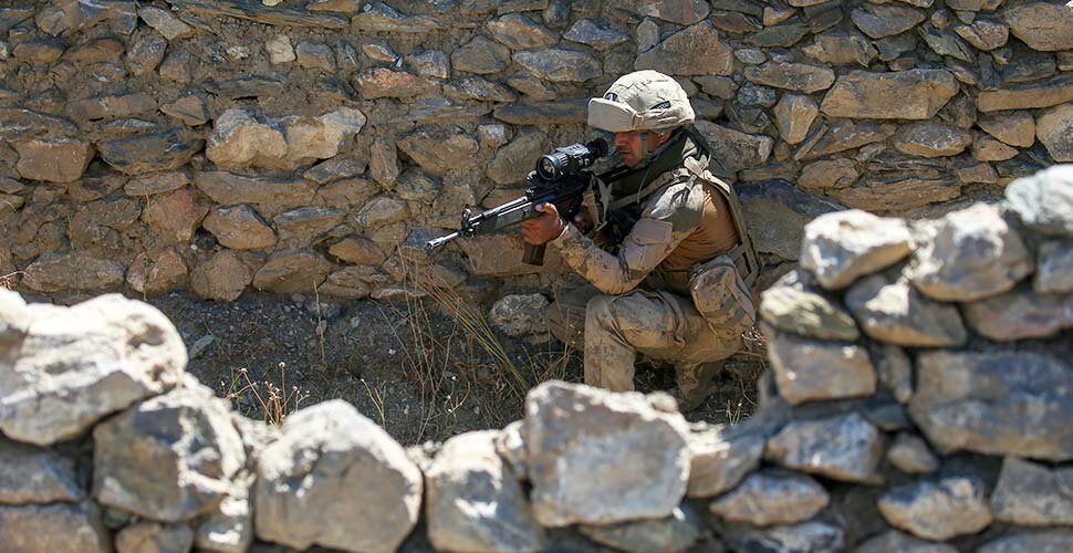 Son dakika! Taciz ateşi açan 11 terörist etkisiz hale getirildi