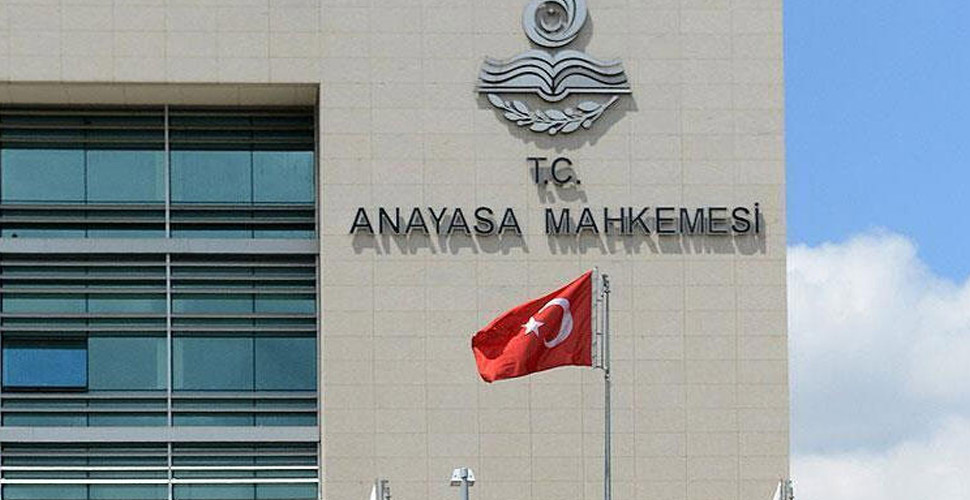 Anayasa Mahkemesi’nden ‘nafaka’ kararı