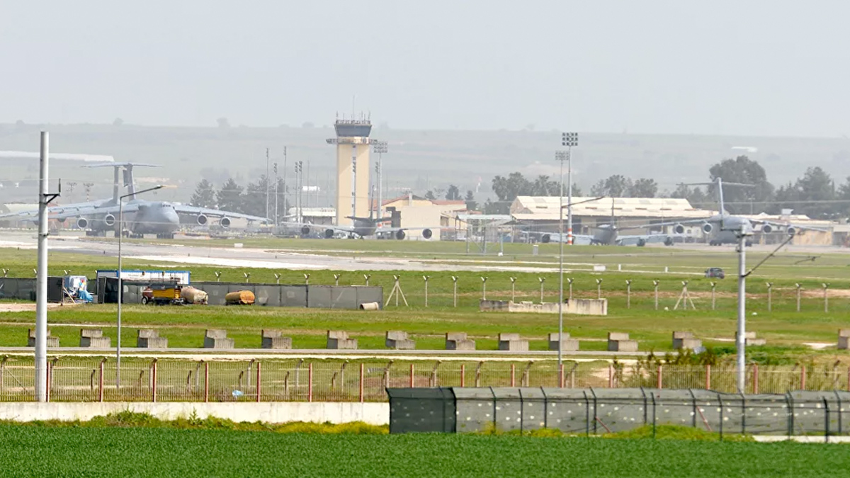 The Times: ABD Erdoğan'ı cezalandırmak için İncirlik Üssü'nü taşıyacak