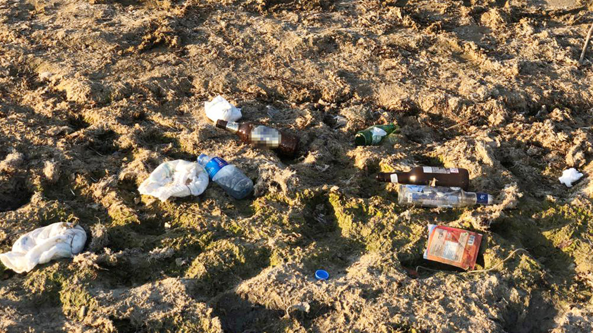 Tatilciler gitti, Altınkum Plajı çöplüğe döndü