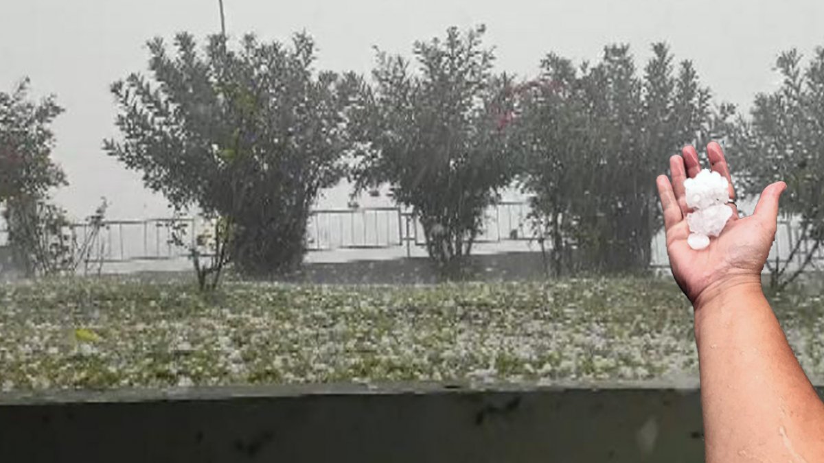 İstanbul'da dolu yağışı: Yerler beyaza büründü