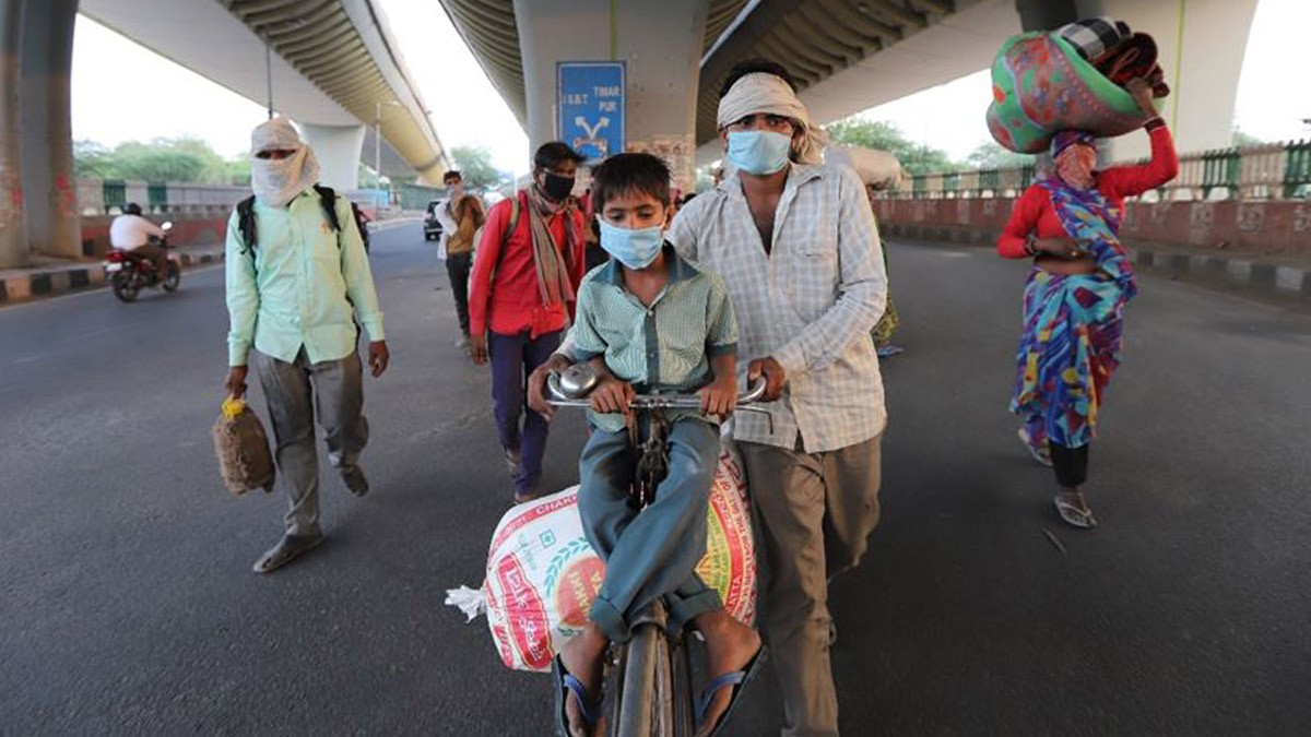Hindistan koronavirüsün pençesinde! Ölü sayısı 100 bini aştı