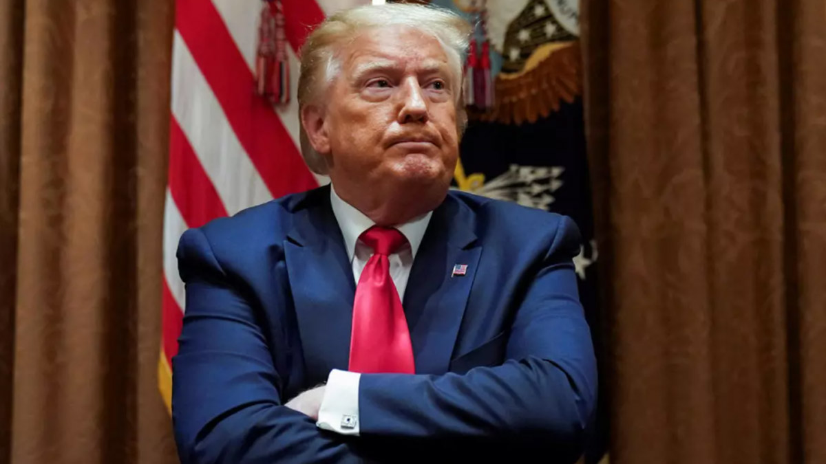 Son dakika: Trump, kendisini destekleyenleri selamladı