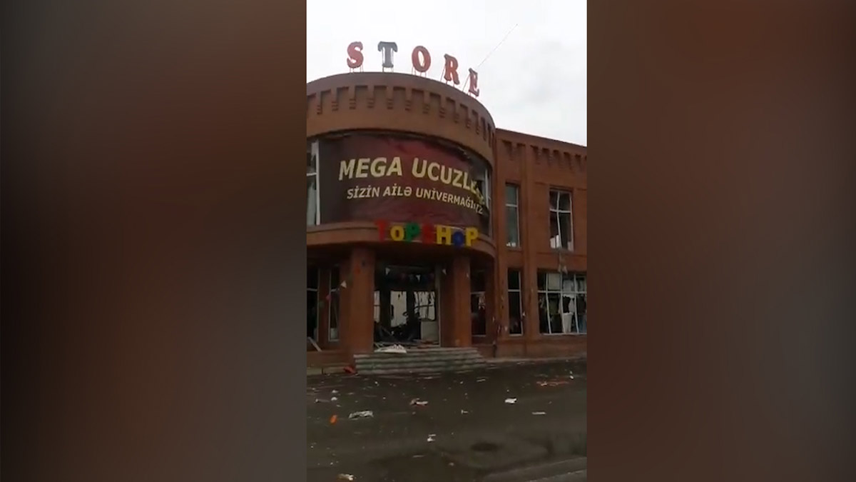 Ermenistan ordusu Gence'de alışveriş merkezini vurdu