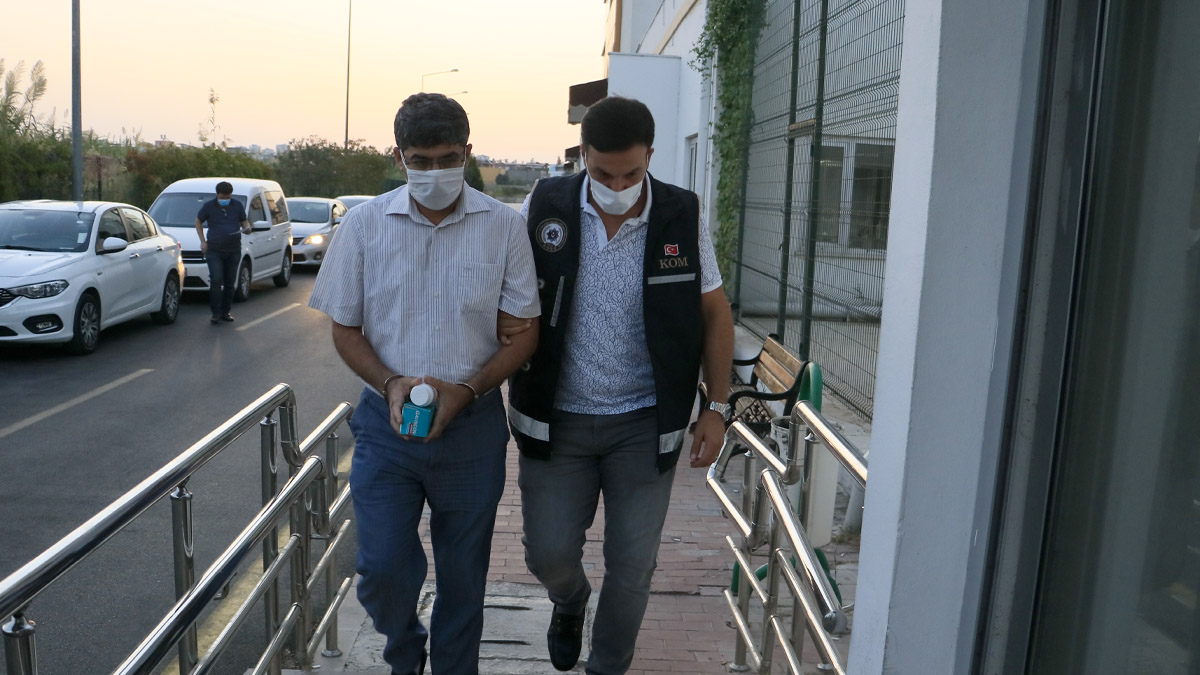 Adana merkezli 12 ilde FETÖ operasyonu: 24 gözaltı kararı