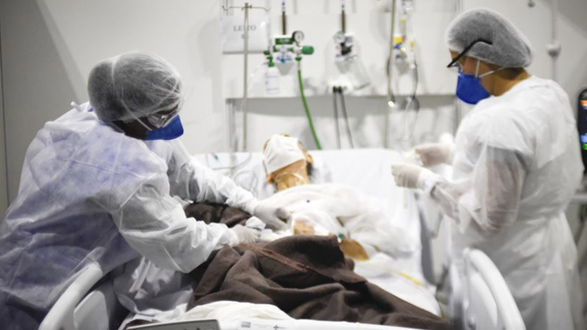 Hindistan, koronavirüsün pençesinde! Ölü sayısı 104 bini aştı