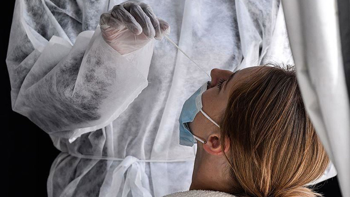 Dünya genelinde can kaybı 1 milyon 54 bini geçti