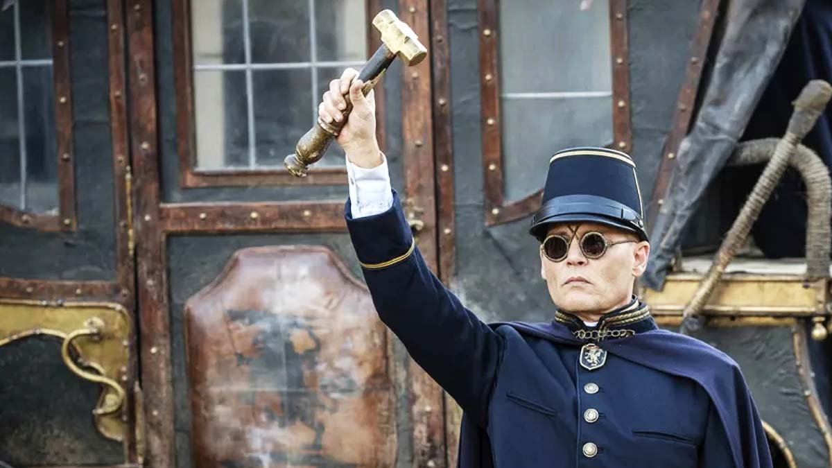 Johnny Depp 'Barbarları Beklerken' ile hayranlarıyla buluşacak