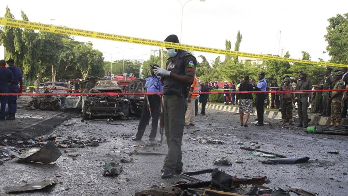 Nijerya'da akaryakıt istasyonunda patlama: 8 ölü