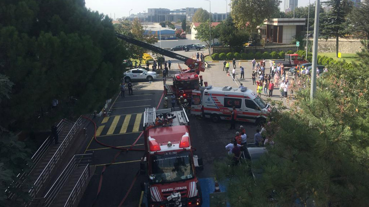 Kartal'da geniş çaplı müdahale ve kurtarma tatbikatı gerçekleştirildi