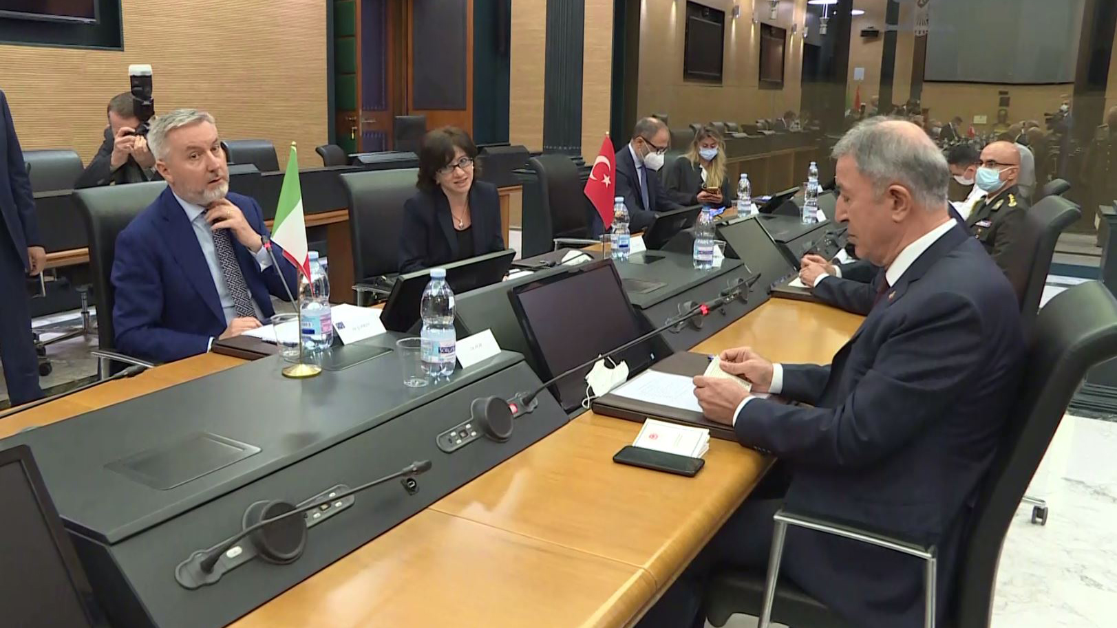 Akar: Doğu Akdeniz'de provokatif girişimler gerginliği tırmandırıyor