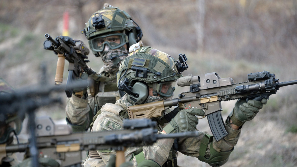 Fırat Kalkanı Harekatı bölgesinde bir terörist etkisiz hale getirildi