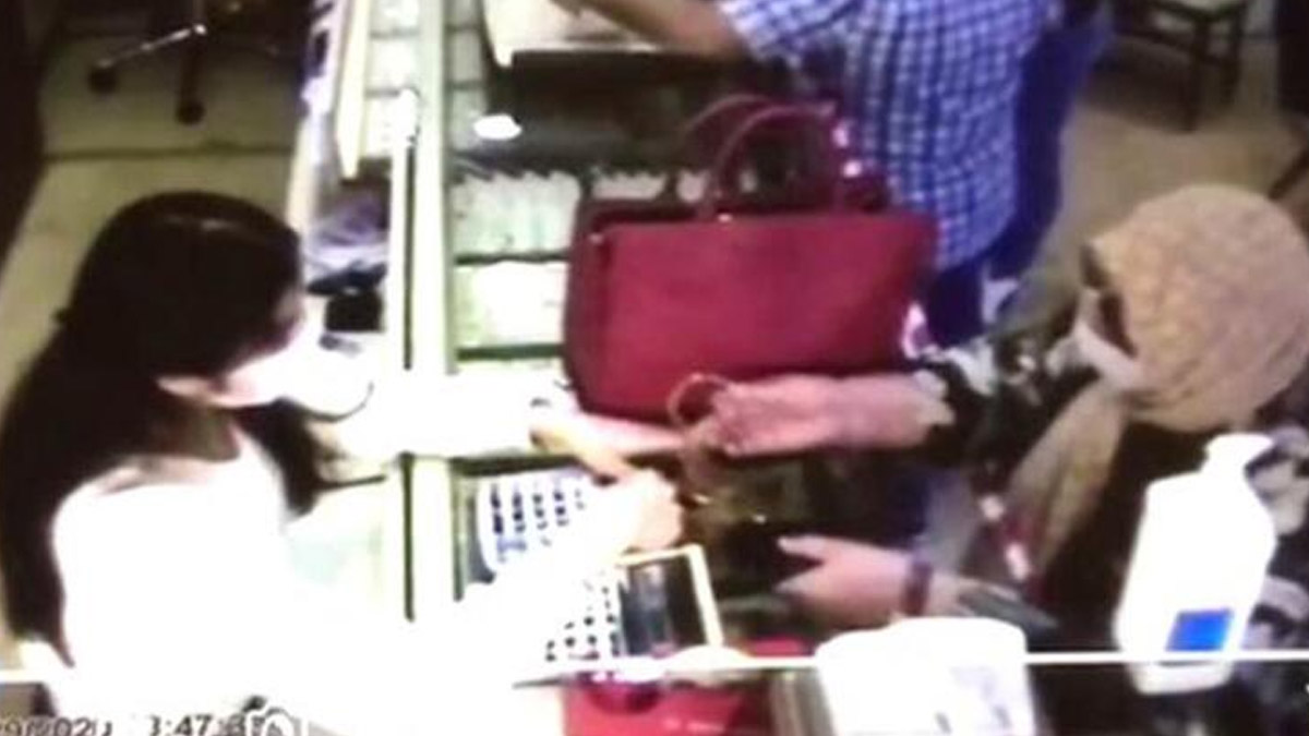 Kars'ta 64 yaşındaki kadın, el çabukluğu ile 5 altın bilezik çaldı