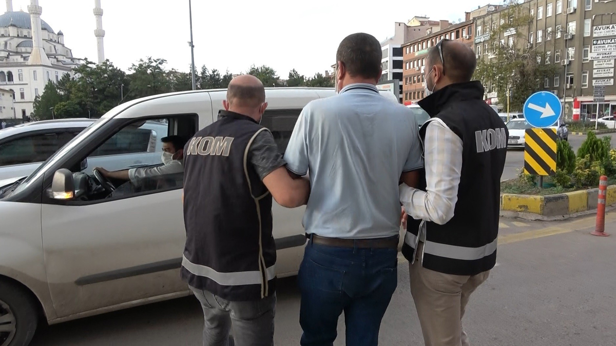 Sahte içki faciasında gözaltına alınan 2 şüpheli serbest