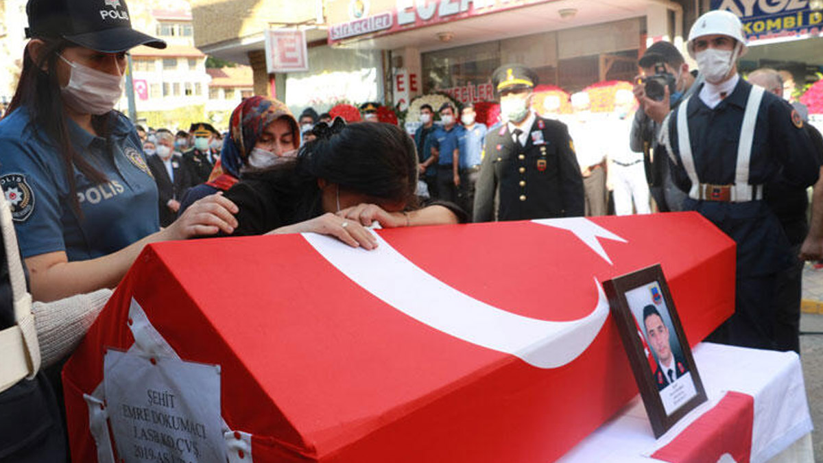 Şehit Astsubay Emre Dokumacı gözyaşlarıyla uğurlandı