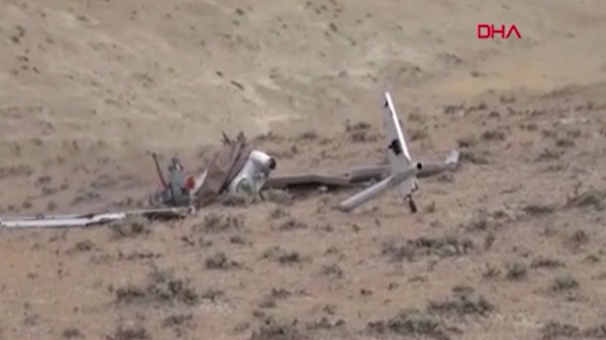 Azerbaycan düşürülen İHA'ların görüntülerini paylaştı
