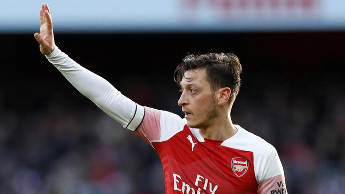 Mesut Özil'e Suudi Arabistan'dan teklif