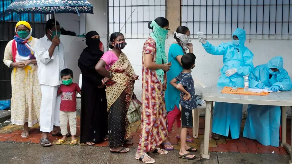 Hindistan'da koronavirüs son. 24 saatte 730 can aldı