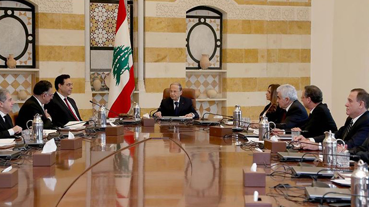 Lübnan'da yönetim krizi devam ediyor! Hükümet kurma görüşmeleri ertelendi