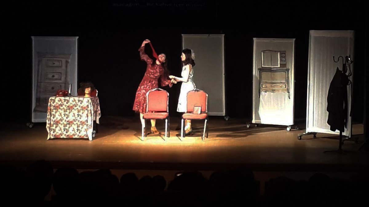 Gelecek Partisi'nden Kürtçe oyun yasağına tepki: Dinamit koyuyorsunuz