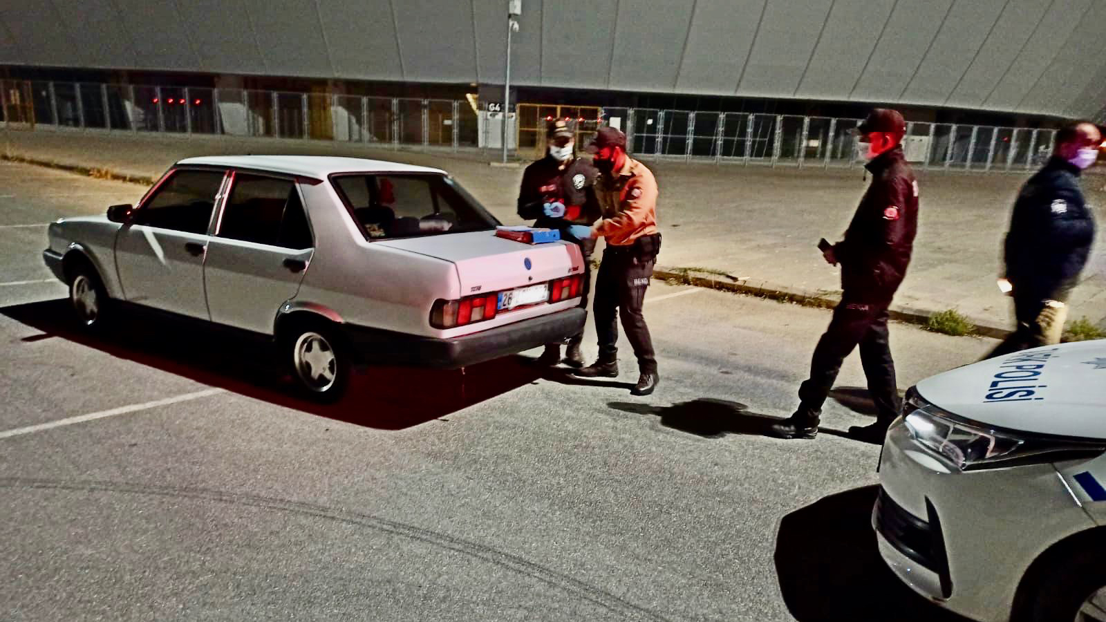 Karantinadan kaçtı drift yaptı