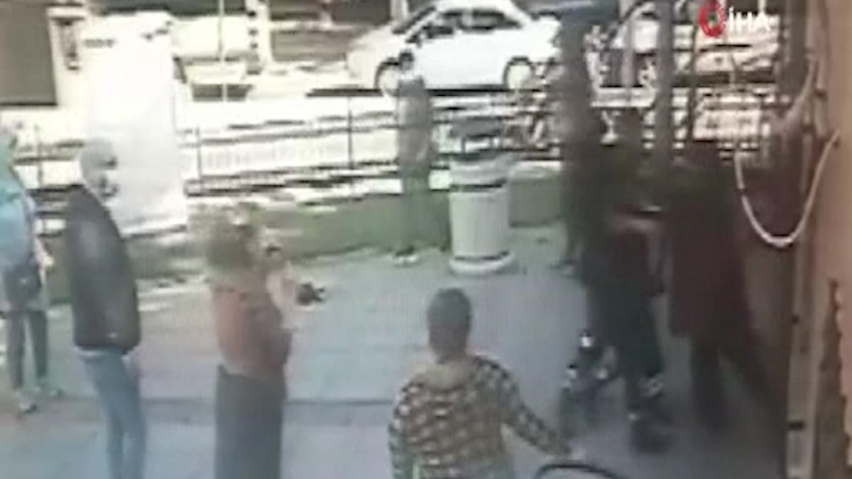 Gaziosmanpaşa'da sağlık çalışanlarına çirkin saldırı