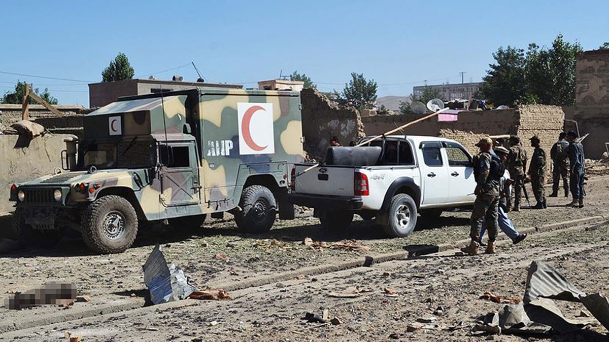 Afganistan'da yola tuzaklanan bomba patlatıldı: 6 ölü