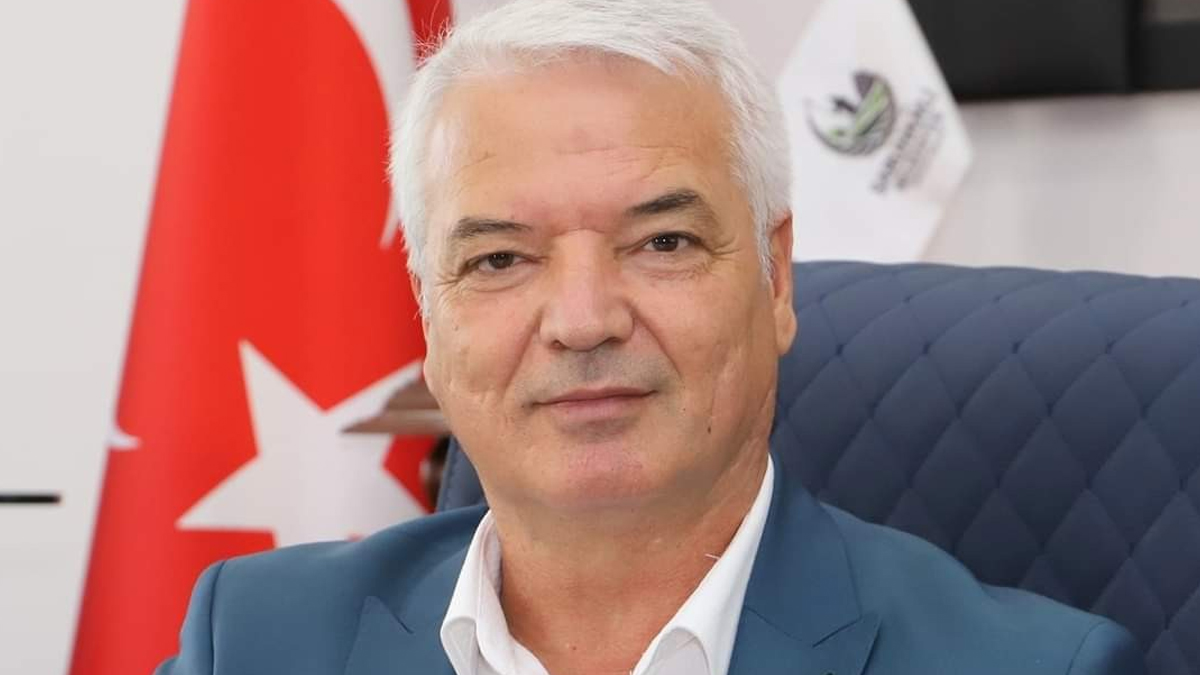 Korona tedavisi gören Başkan yoğun bakıma alındı