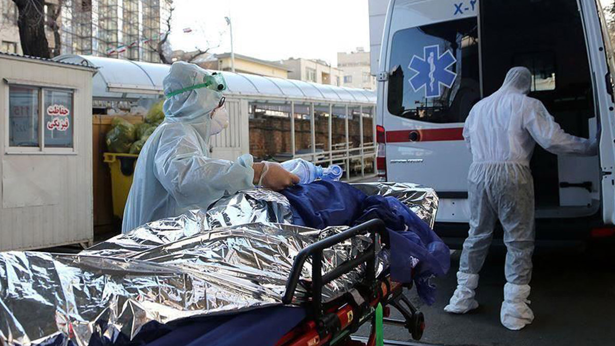 İran'da Kovid-19 kaynaklı ölümler 30 bini aştı