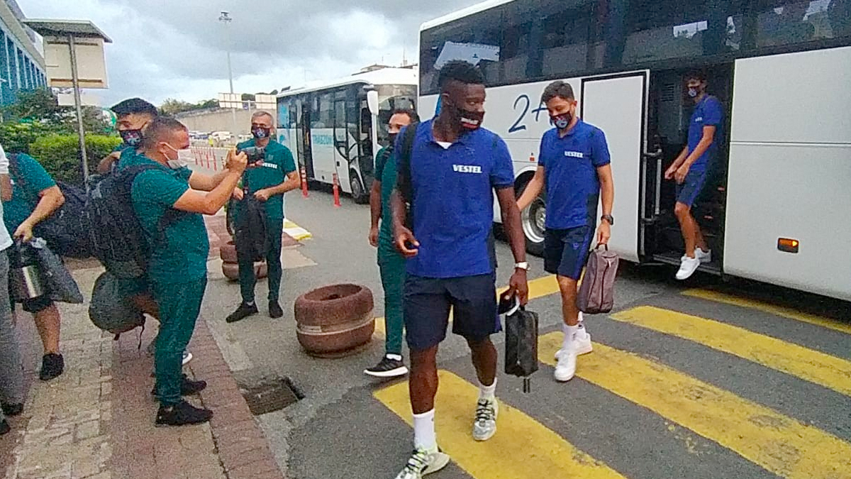 Trabzonsporlu Ekuban'ın testi pozitif çıktı