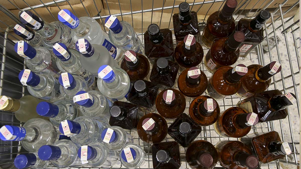 Son dakika! Sahte içki faciasında ölü sayısı 63'e çıktı